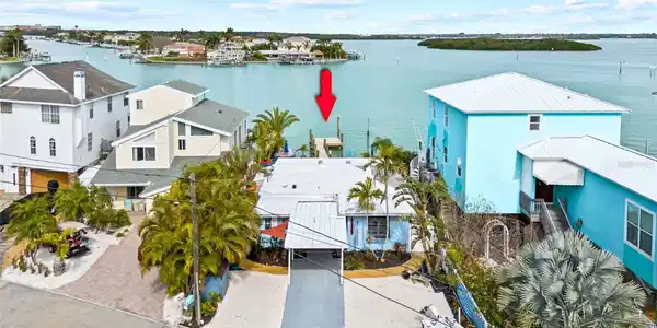 13109 BOCA CIEGA AVENUE