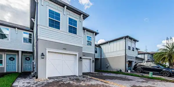 2430 FOGGY CREEK CIRCLE
