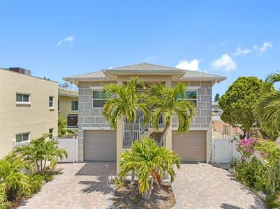 13025 PELICAN LANE