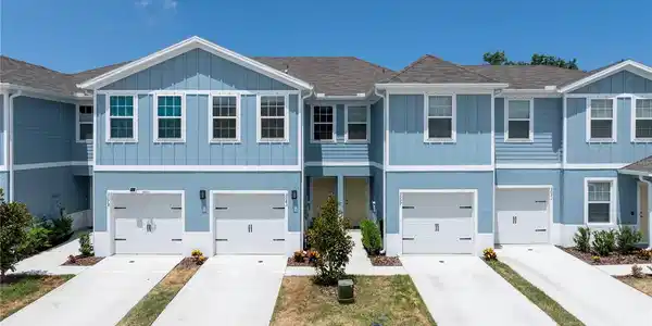 3083 VICTORIA INLET DRIVE