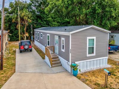 5611 BAYSHORE ROAD