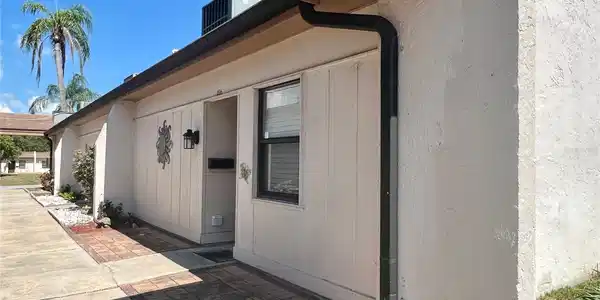 1516 MISSION HILLS BOULEVARD