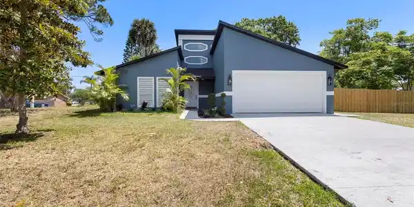 2403 WILLOW OAK DRIVE