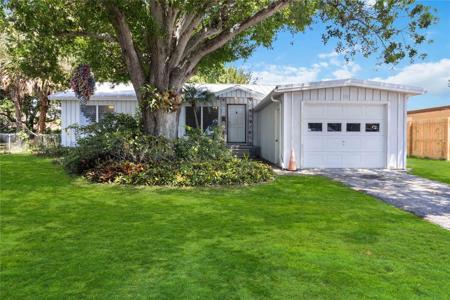 1113 32ND STREET W