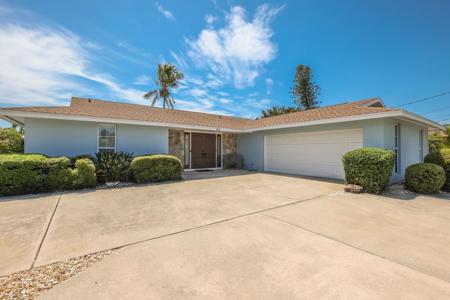 608 FOXWORTH LANE