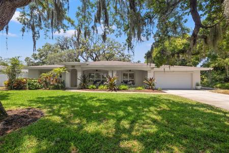 302 PALMETTO LANE