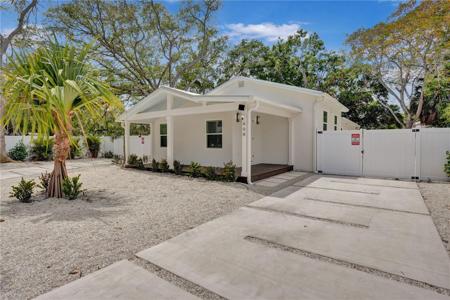 608 37TH STREET W