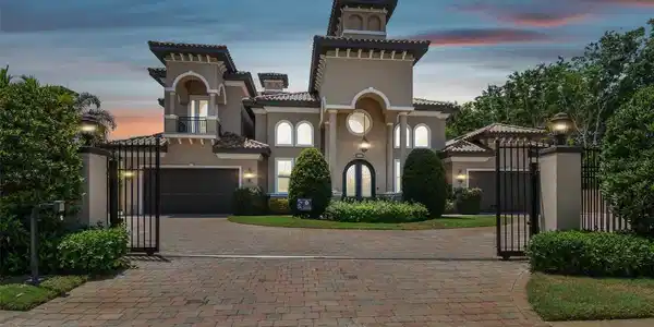 1600 MAGNOLIA ROAD
