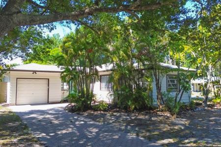 516 N OSPREY AVENUE