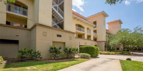 300 BELLA HARBOR COURT