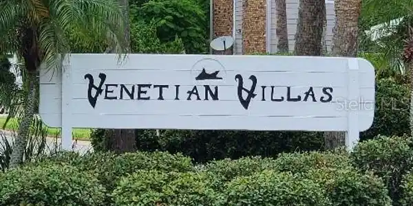 135 LAGOON COURT