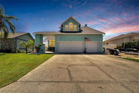 1114 KINGFISH PLACE