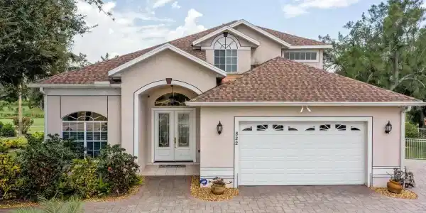 822 GREENVIEW DRIVE