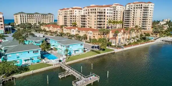 483 E SHORE DRIVE