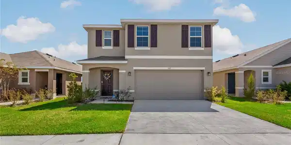 637 SUNLIT CORAL STREET