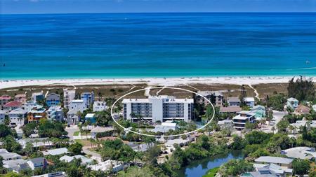 625 BEACH ROAD