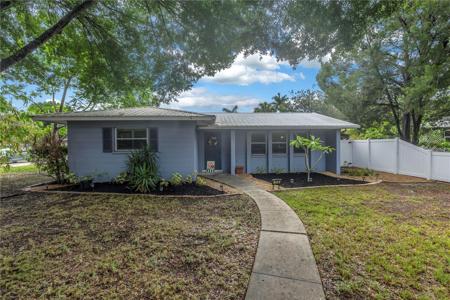 719 49TH STREET COURT W