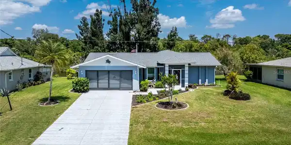 1242 LINCOLN DRIVE