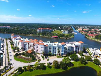 102 YACHT HARBOR DRIVE
