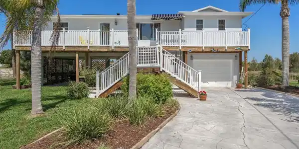 3423 FERNLEAF DRIVE