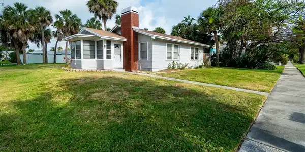 738 LANTANA AVENUE