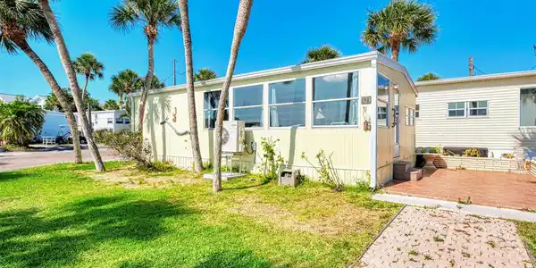 2295 N BEACH ROAD