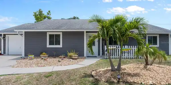 2807 YULE TREE DRIVE