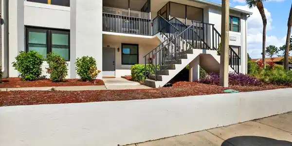 1964 LAUGHING GULL LANE