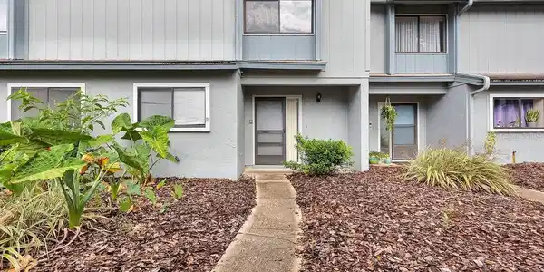 15 FAIR OAKS CIRCLE