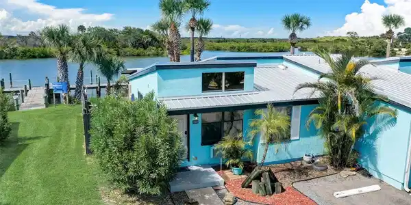 108 POINCIANA COVE