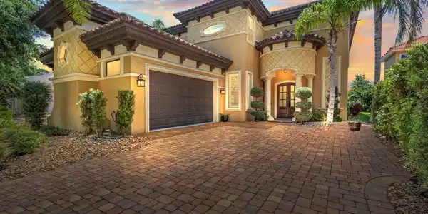 112 EMERALD LAKE DRIVE