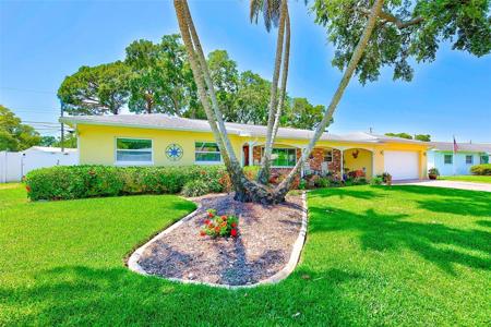 2754 64TH STREET N