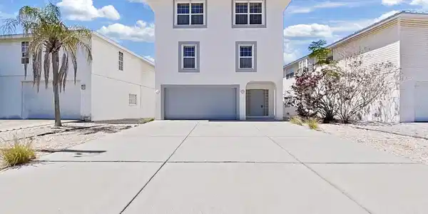 121 BOCA CIEGA DRIVE