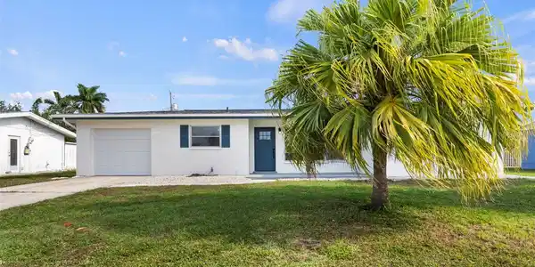 601 SHERIDAN DRIVE