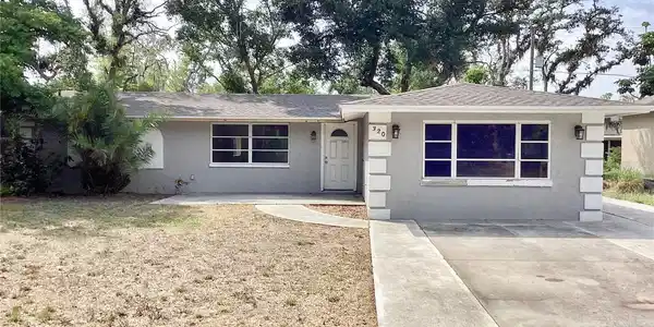 320 CARDINAL ROAD