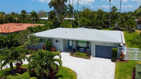 10135 YACHT CLUB DRIVE