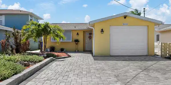 5113 BLUE HERON DRIVE