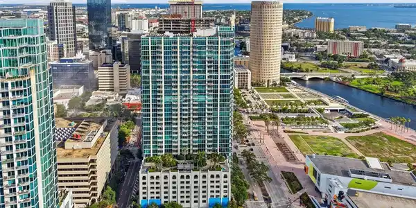 777 N ASHLEY DRIVE