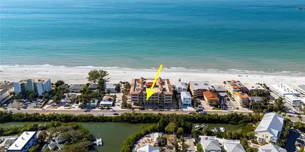 604 GULF BOULEVARD