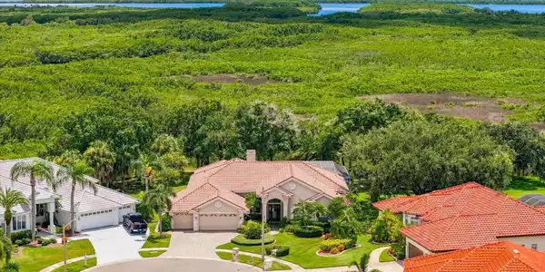 9802 MAKO COURT