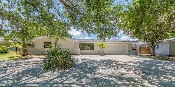 2315 ST CHARLES DRIVE