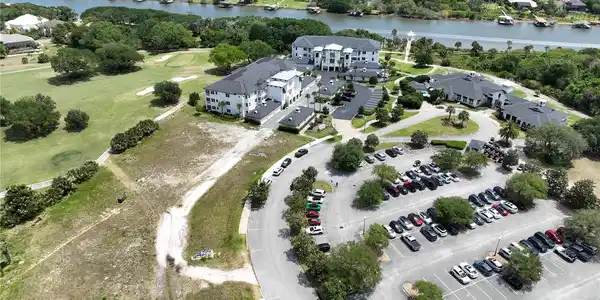 425 RIVERFRONT DRIVE