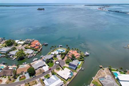 2287 LAGOON DRIVE