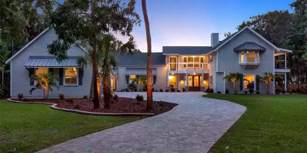 3775 S TROPICAL TRAIL