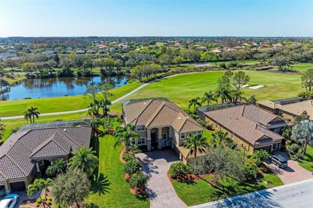 7904 HERITAGE GRAND PLACE