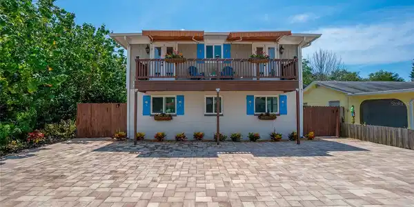 1803 & 1805 MANASOTA BEACH ROAD