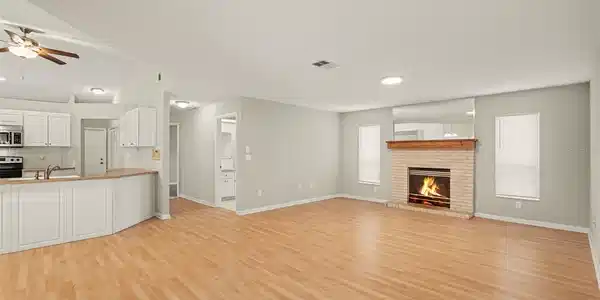 Image 4 Image 4