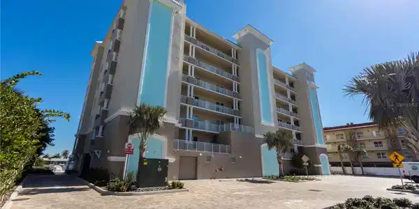125 ISLAND WAY