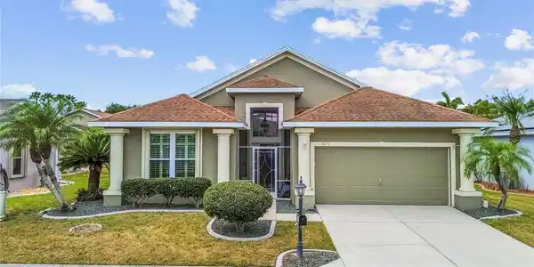 1673 PALACE COURT
