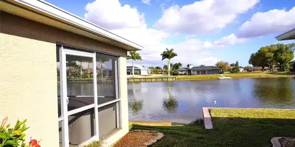 Image 4 Image 4